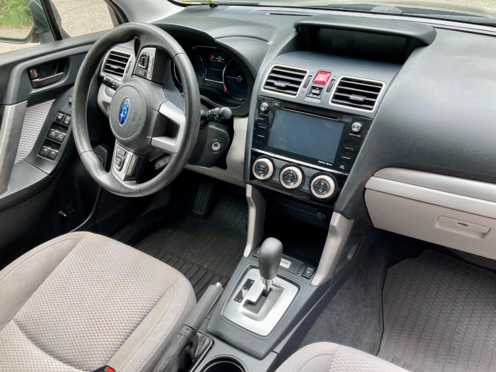 2017 Subaru Forester Image 30