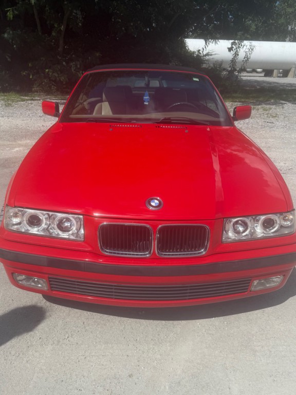 1996 BMW 3 Series Image 2