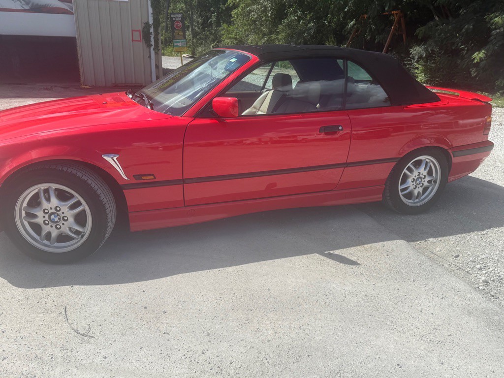 1996 BMW 3 Series Image 3