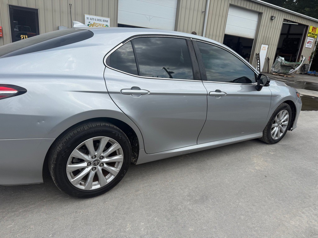 2020 Toyota Camry Image 3