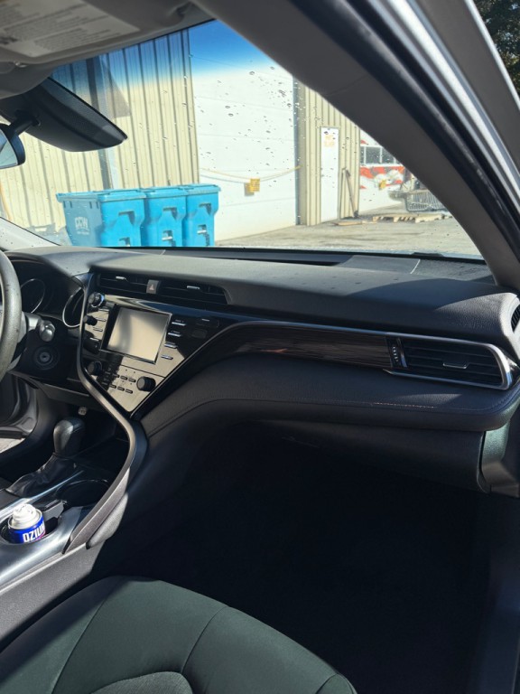2020 Toyota Camry Image 8