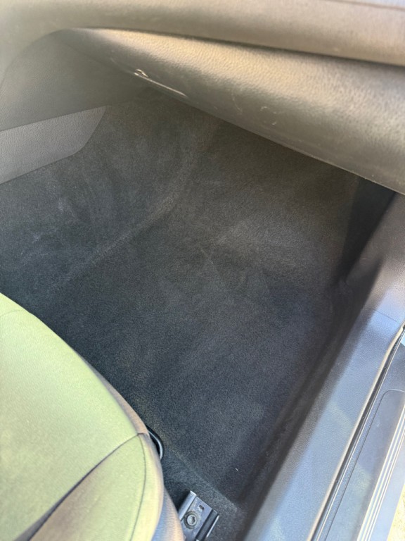 2020 Toyota Camry Image 9