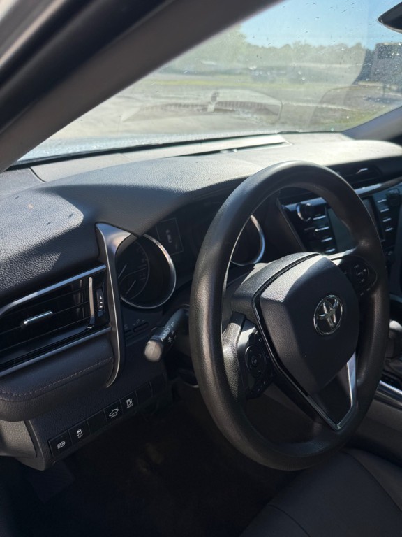 2020 Toyota Camry Image 15