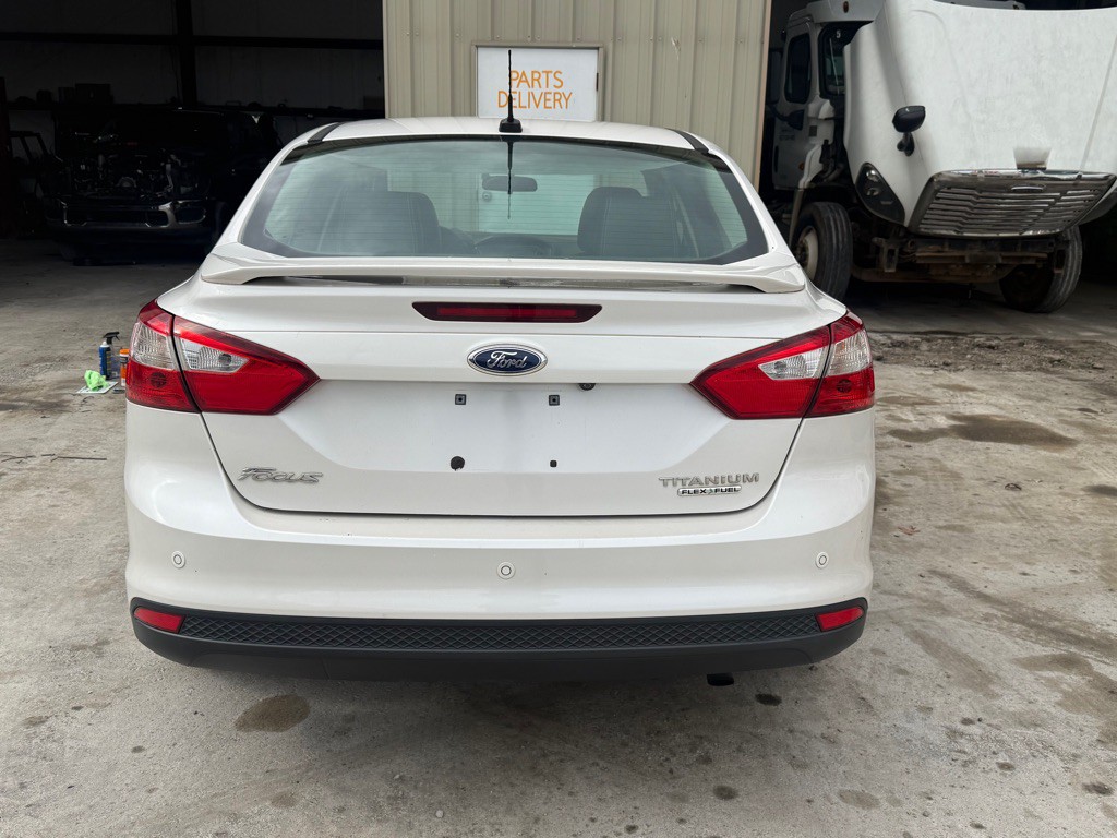 2013 Ford Focus Image 2