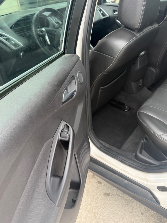 2013 Ford Focus Image 14