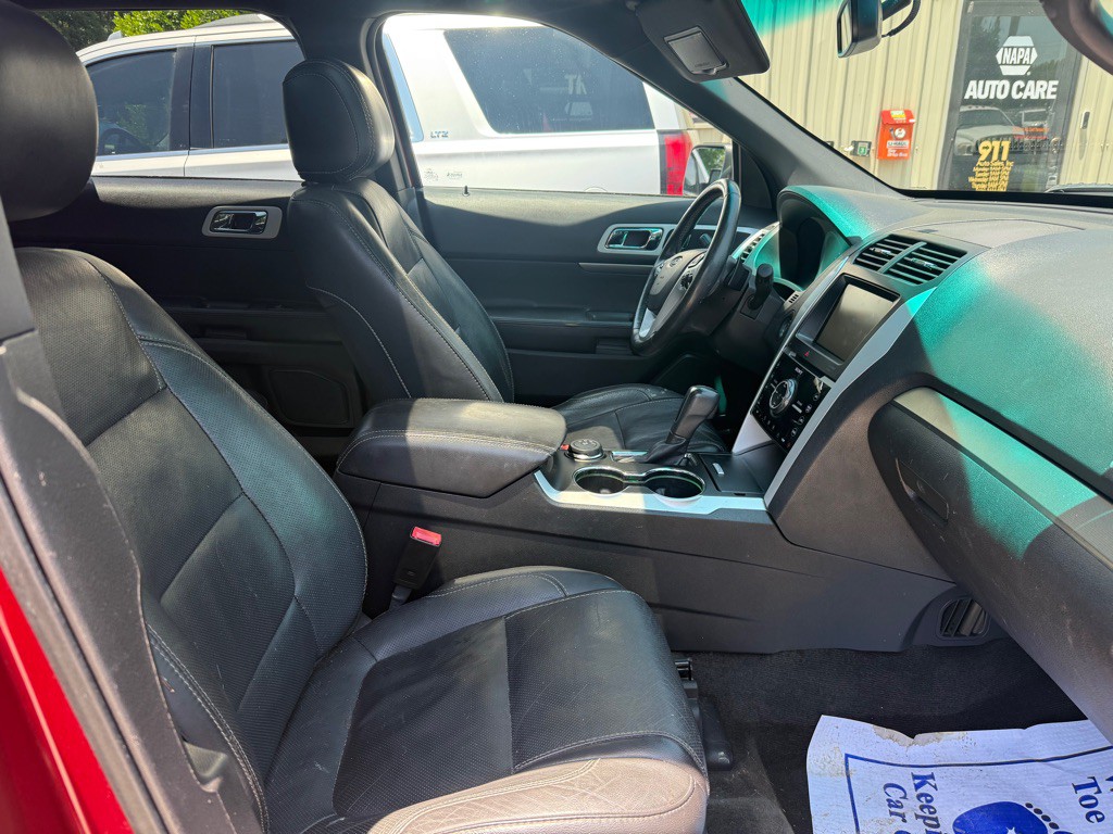 2015 Ford Explorer Image 11
