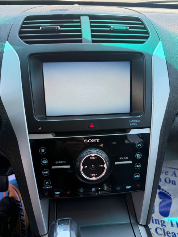 2015 Ford Explorer Image 20