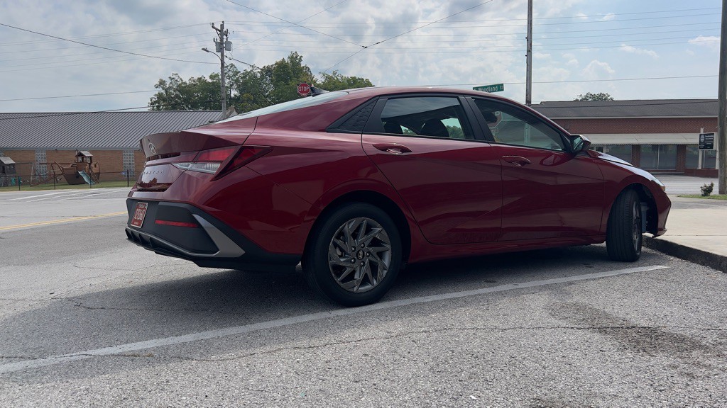 2024 Hyundai Elantra Image 5