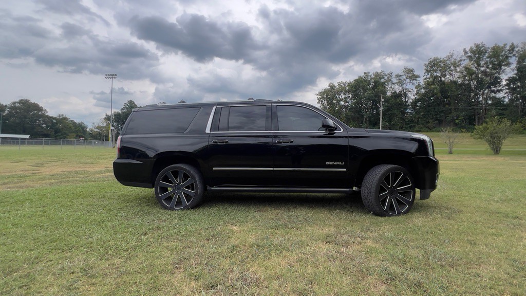 2015 GMC Yukon Image 3