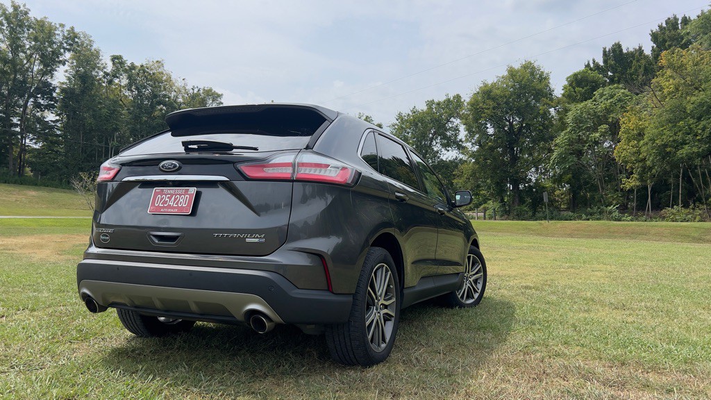 2020 Ford Edge Image 4