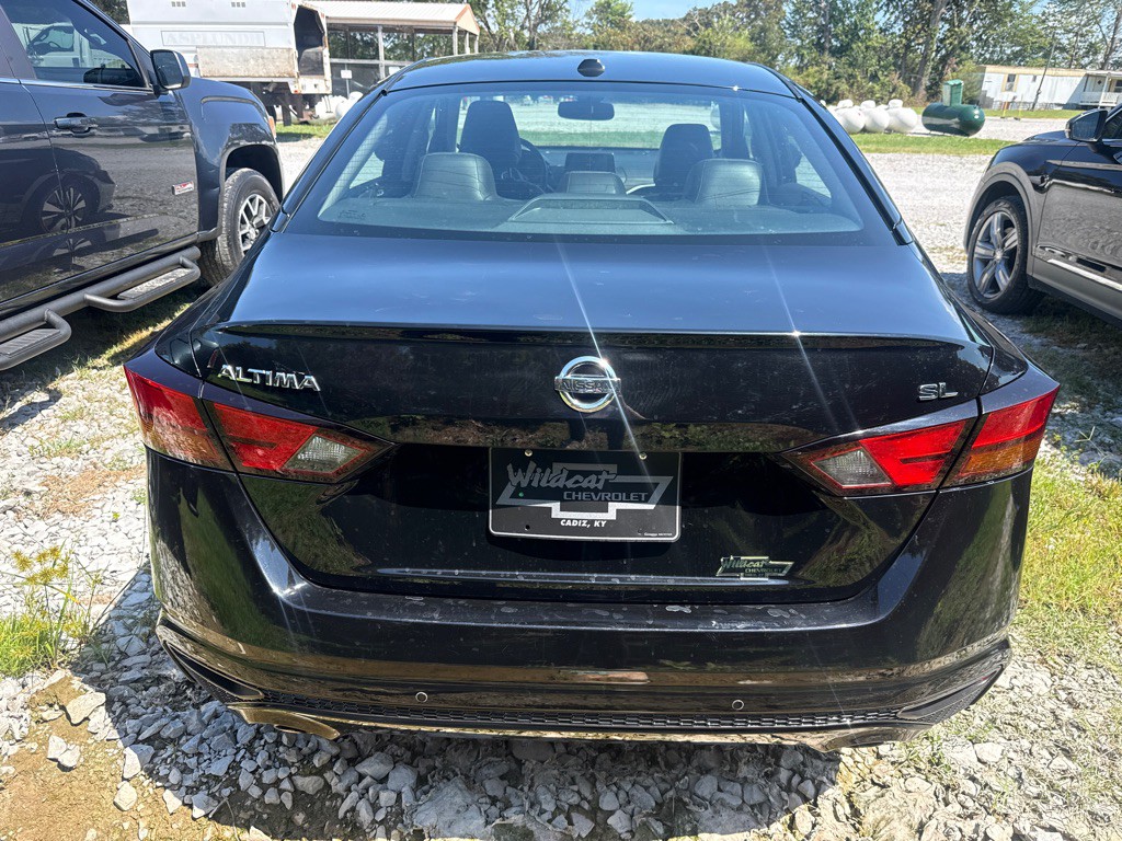 2019 Nissan Altima Image 4