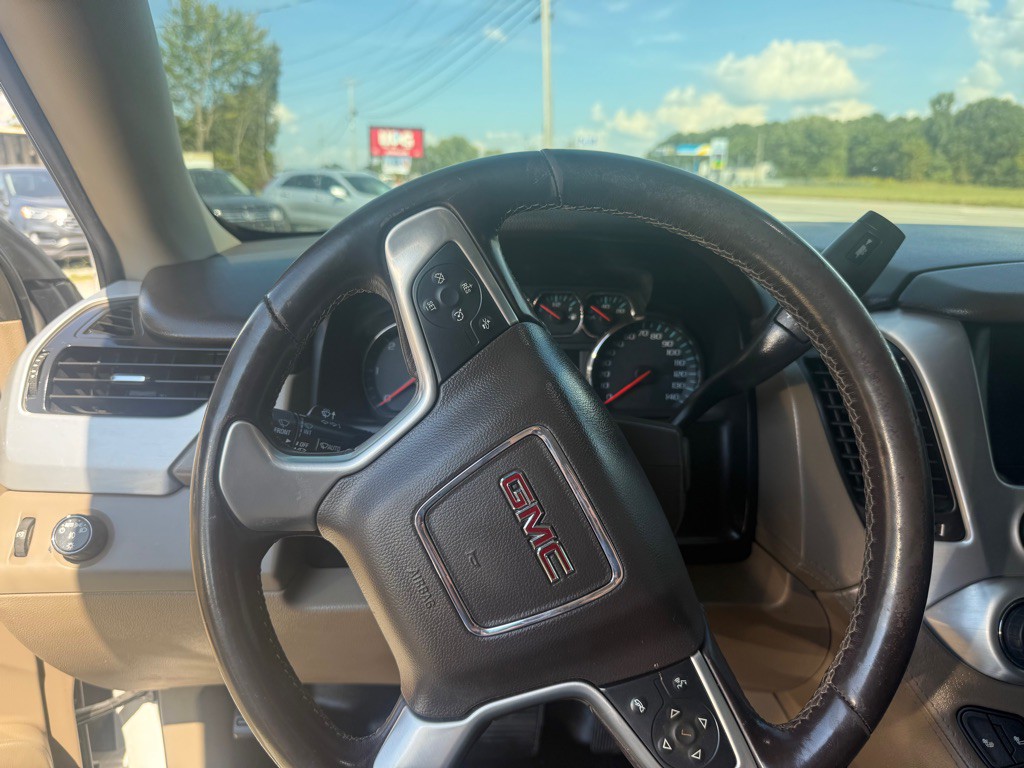 2018 GMC Yukon Image 9