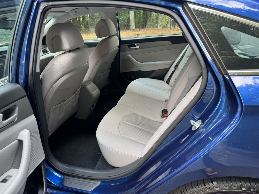 2015 Hyundai Sonata Image 8