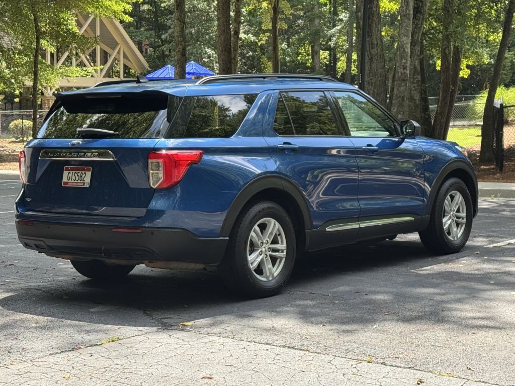 2022 Ford Explorer Image 4