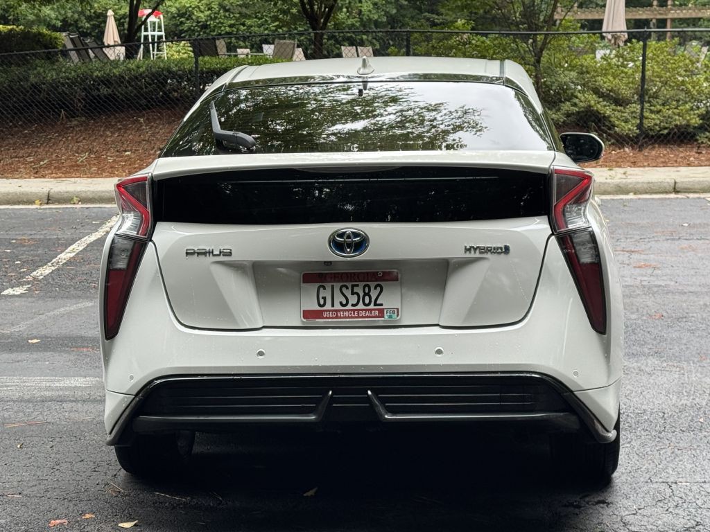 2017 Toyota Prius Image 5