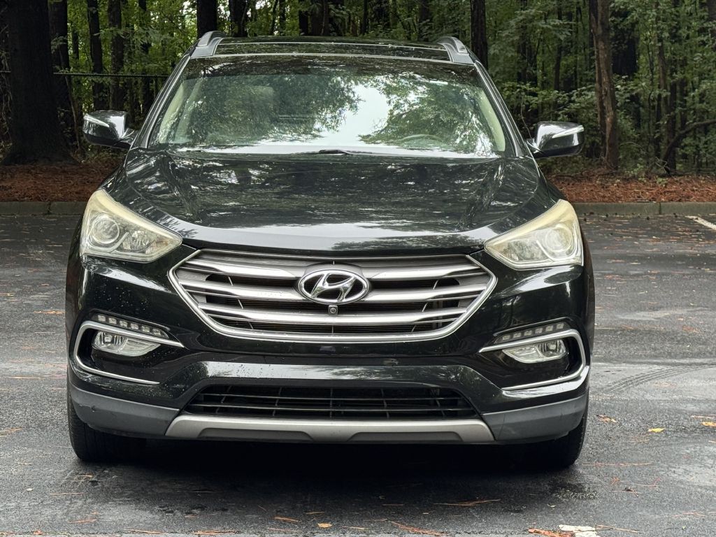 2017 Hyundai Santa Fe Sport Image 2