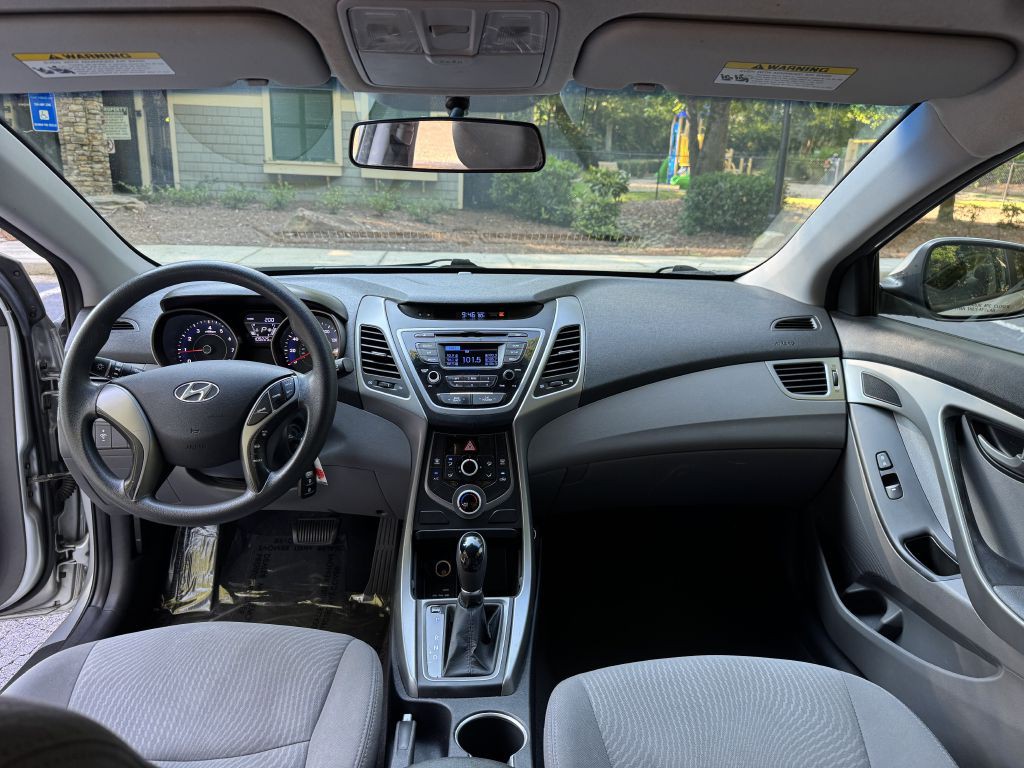 2014 Hyundai Elantra Image 11
