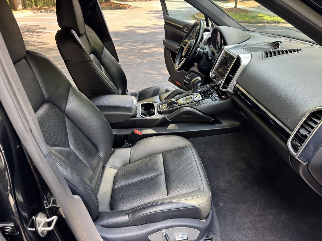 2018 Porsche Cayenne Image 10