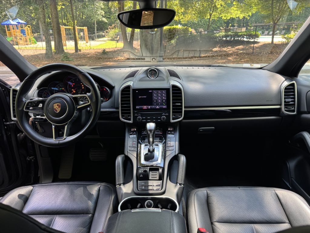 2018 Porsche Cayenne Image 11