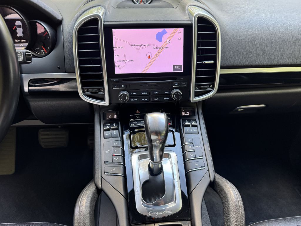2018 Porsche Cayenne Image 14