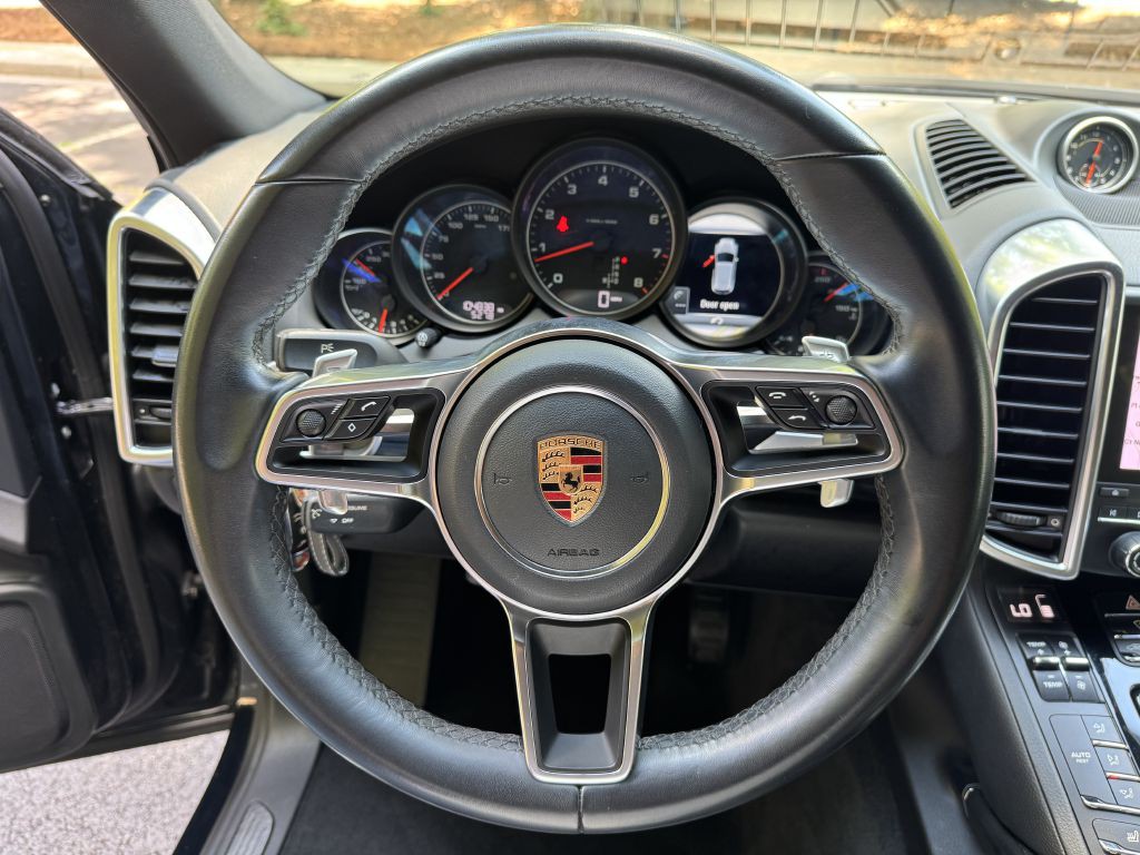 2018 Porsche Cayenne Image 18