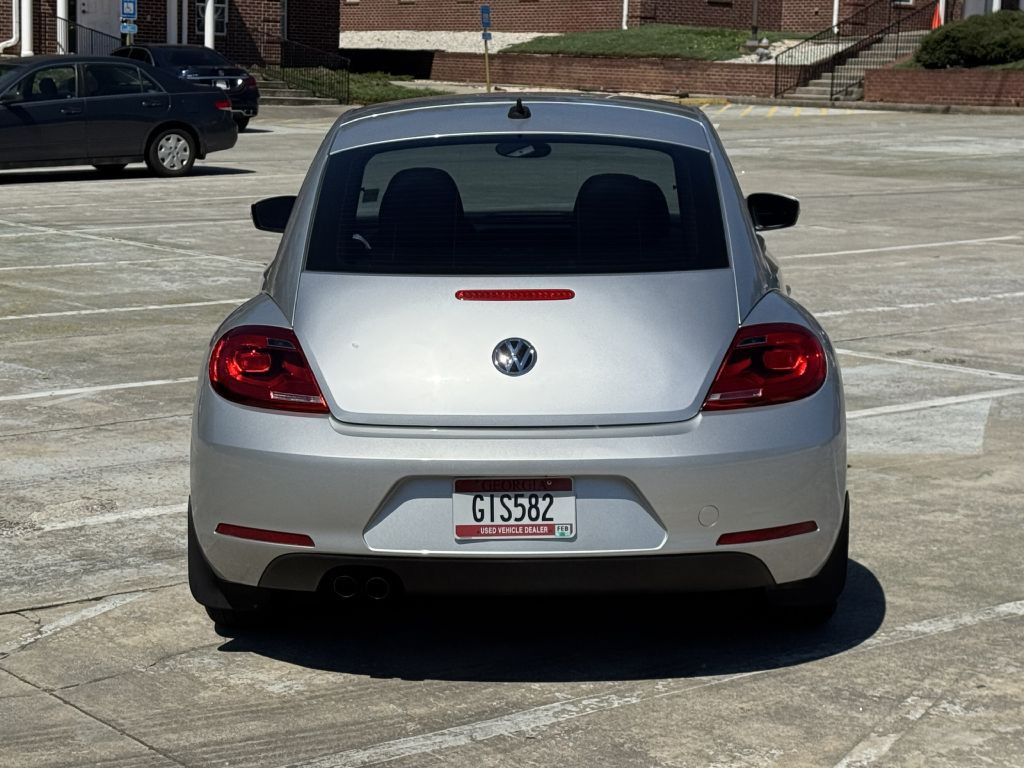 2015 Volkswagen Beetle Image 5