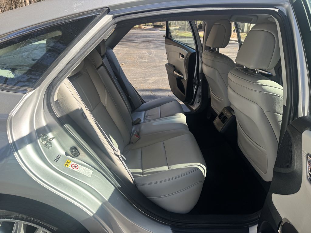 2013 Toyota Avalon Image 9