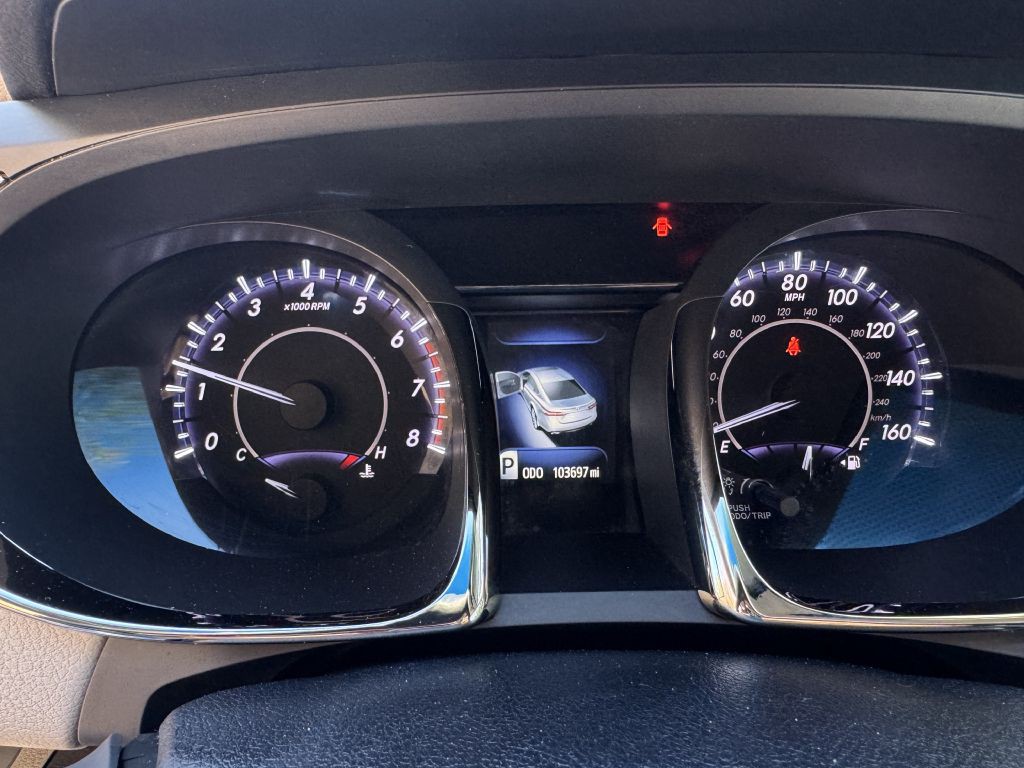 2013 Toyota Avalon Image 11