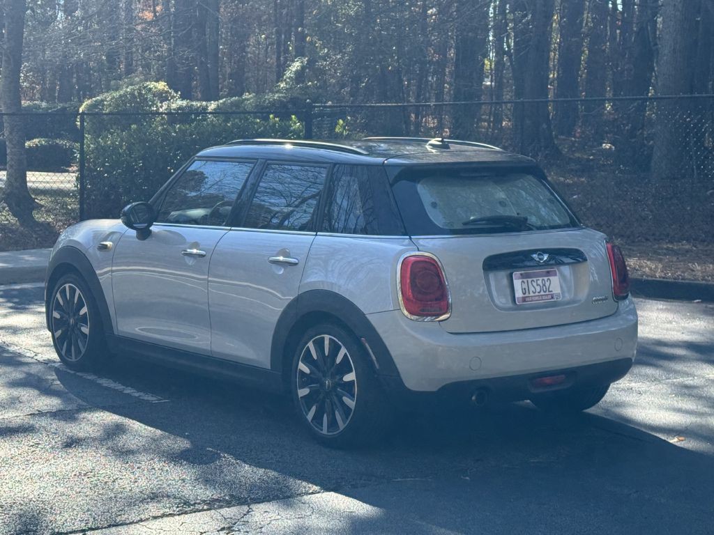 2016 MINI Cooper Image 4