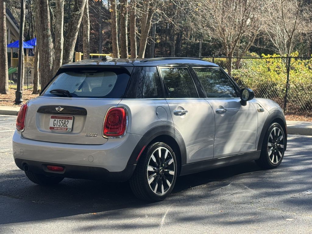 2016 MINI Cooper Image 6