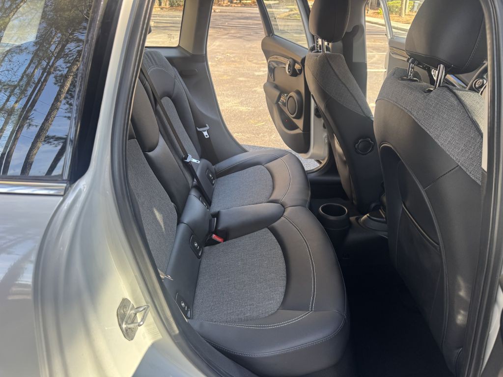 2016 MINI Cooper Image 9