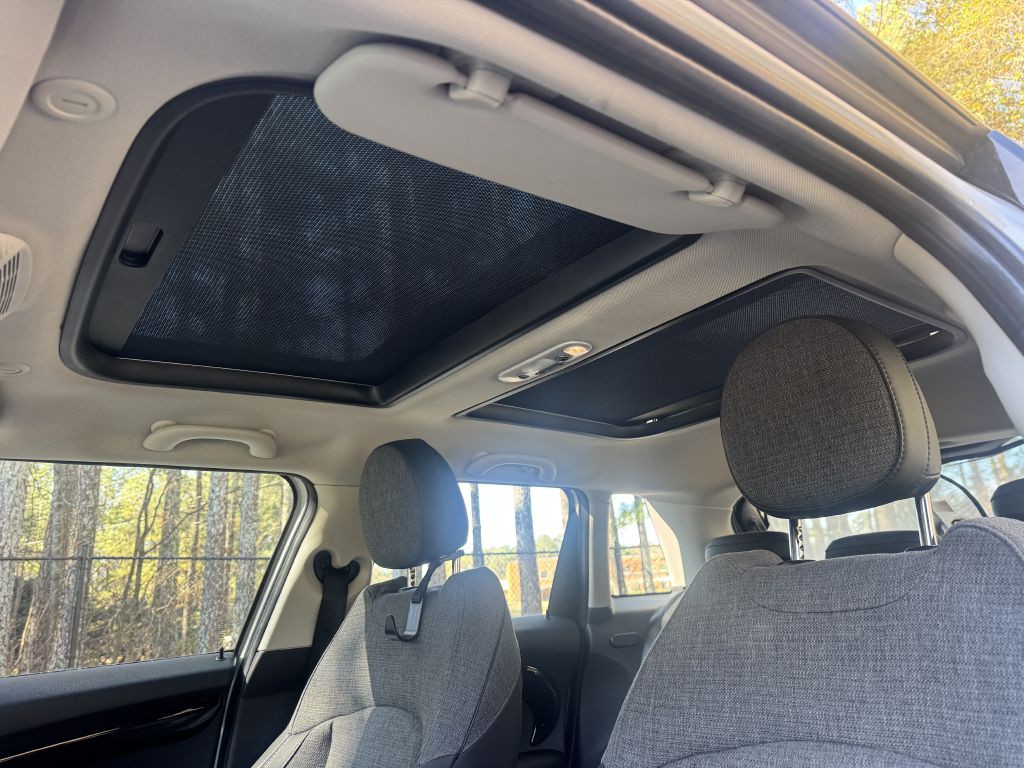 2016 MINI Cooper Image 13