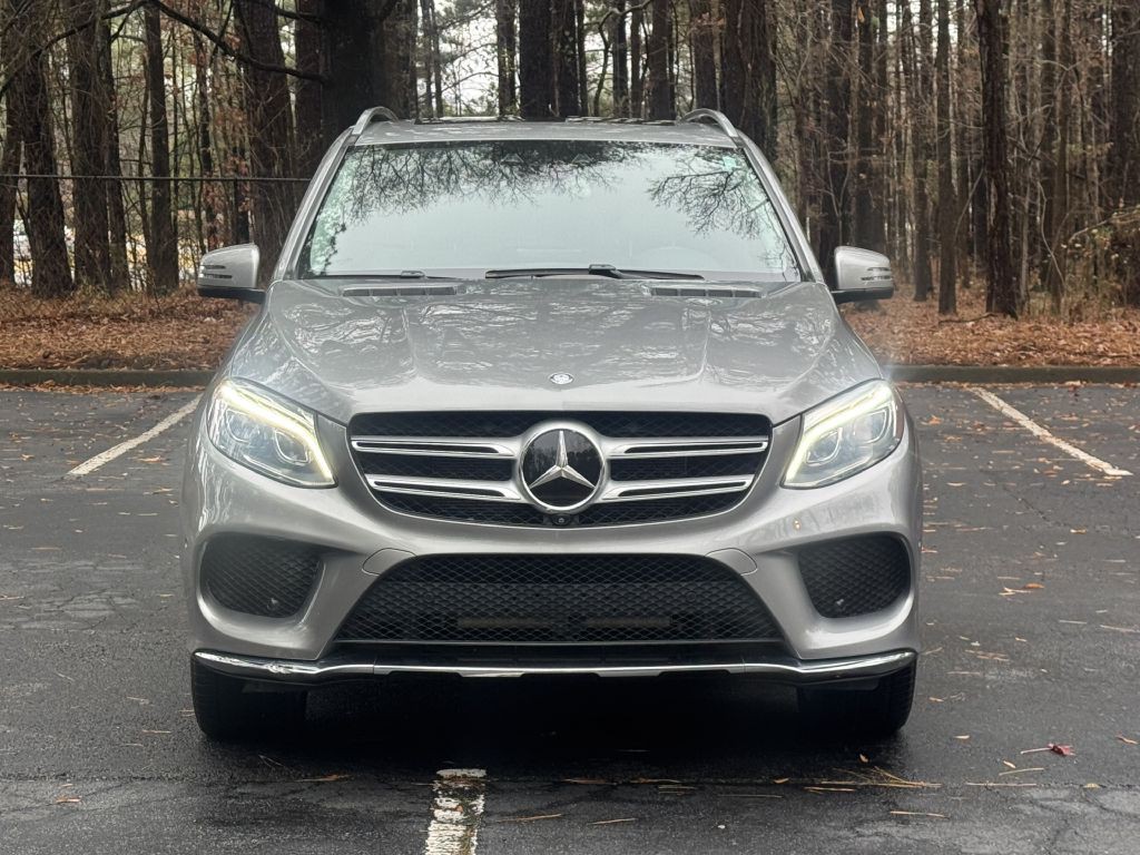 2016 Mercedes-Benz GLE-Class Image 2