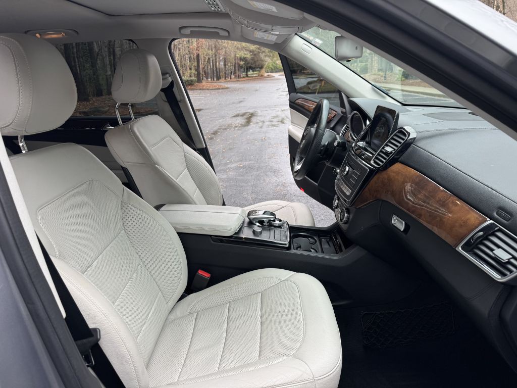 2016 Mercedes-Benz GLE-Class Image 11