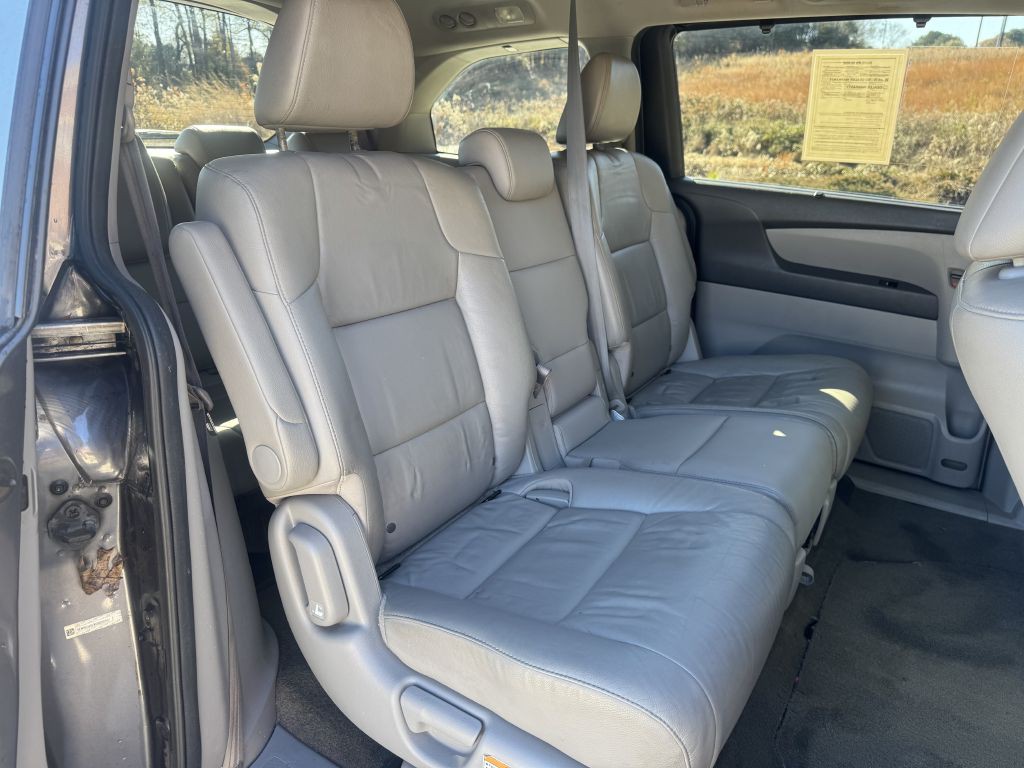 2016 Honda Odyssey Image 10
