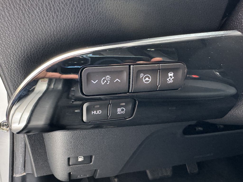 2022 Toyota Prius Image 13