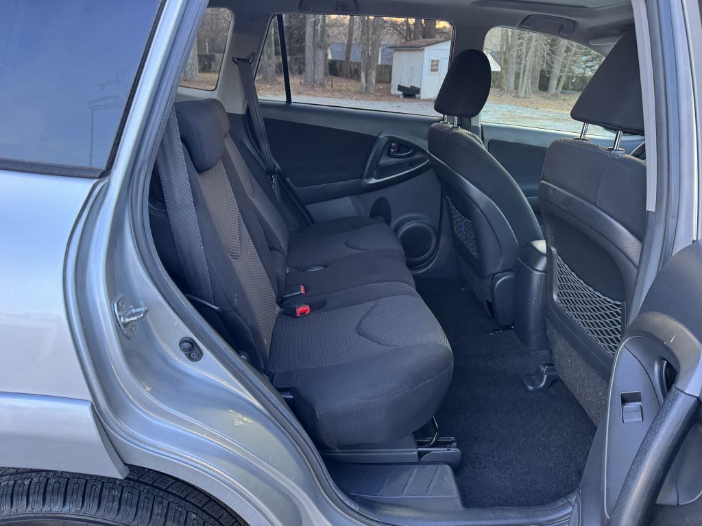 2010 Toyota Rav4 Image 9