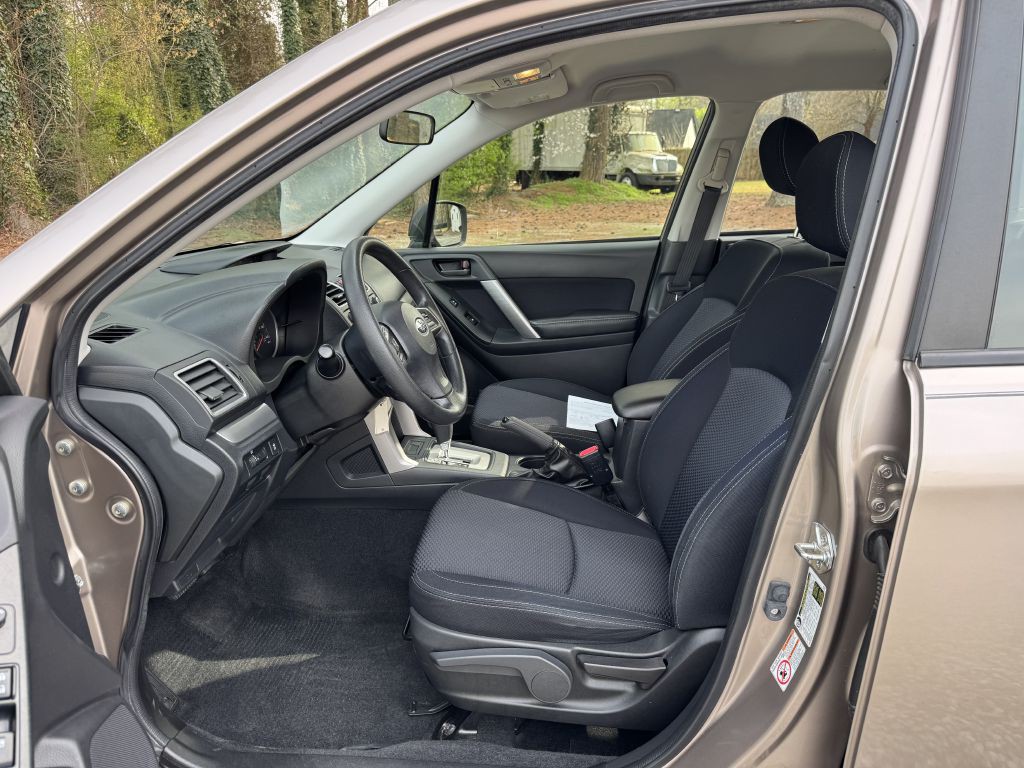 2016 Subaru Forester Image 7