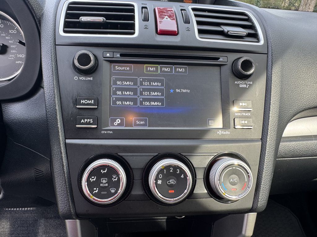 2016 Subaru Forester Image 13