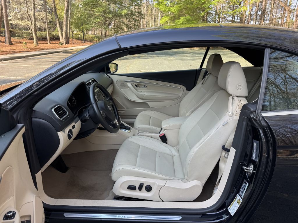 2014 Volkswagen Eos Image 9