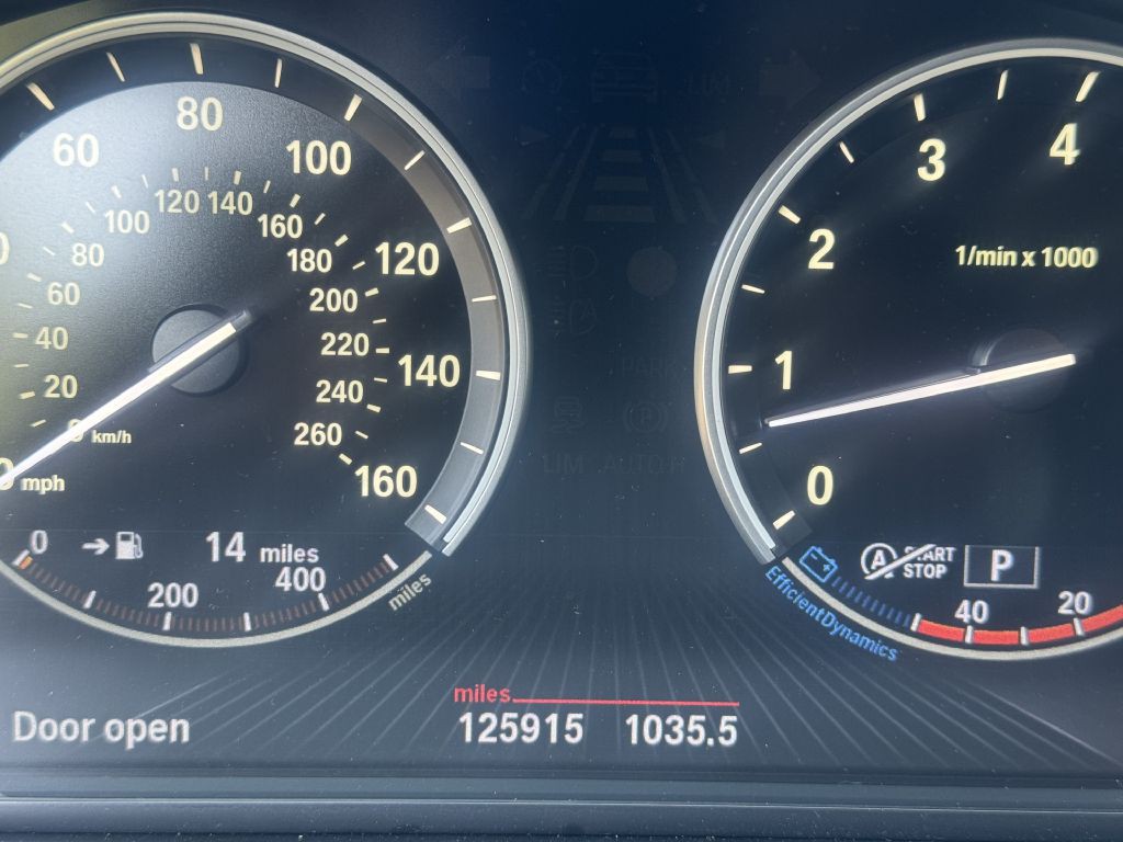 2013 BMW 5 Series Image 12