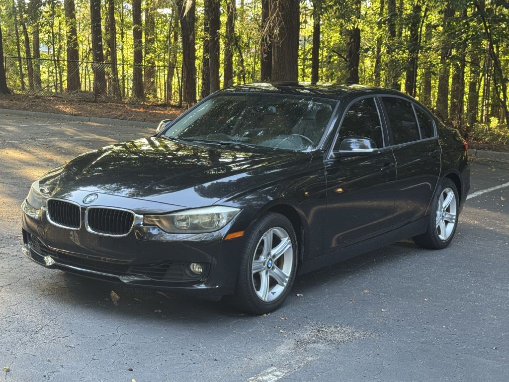 2013 BMW 3 Series Image 1
