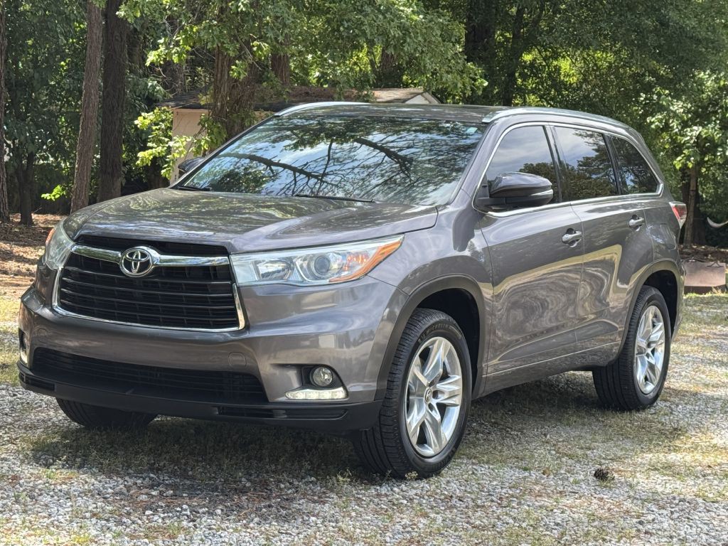 2016 Toyota Highlander Image 1