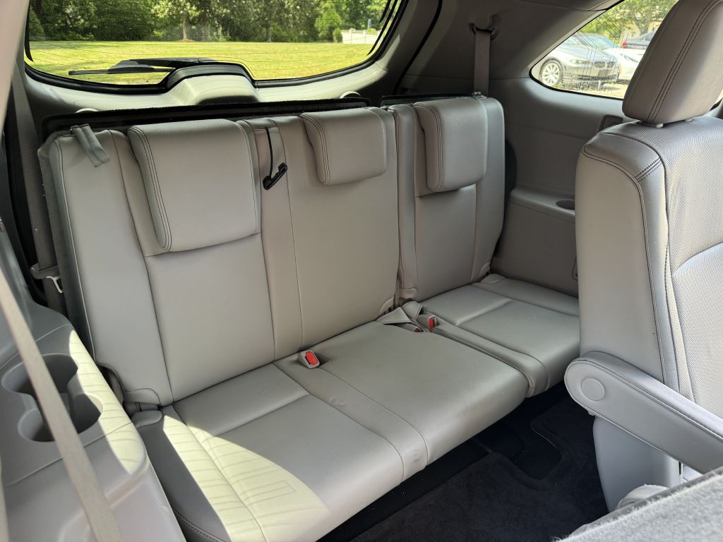 2016 Toyota Highlander Image 11