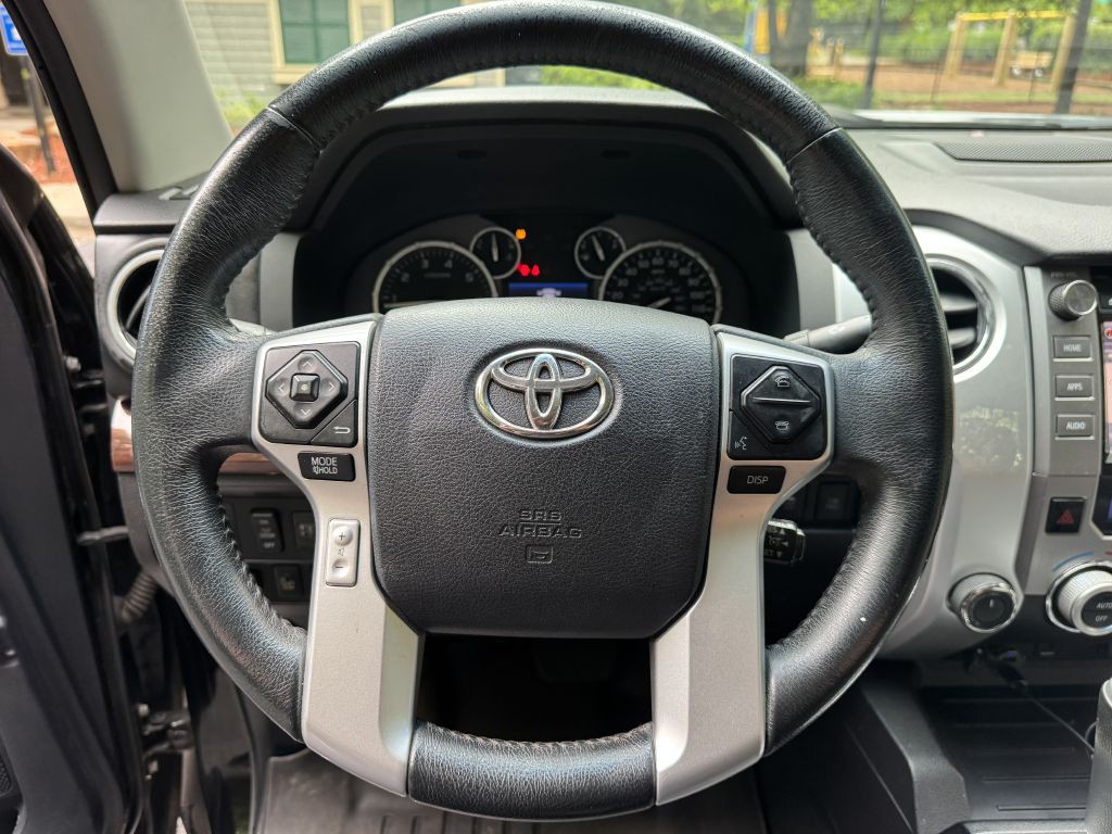 2015 Toyota Tundra Image 17