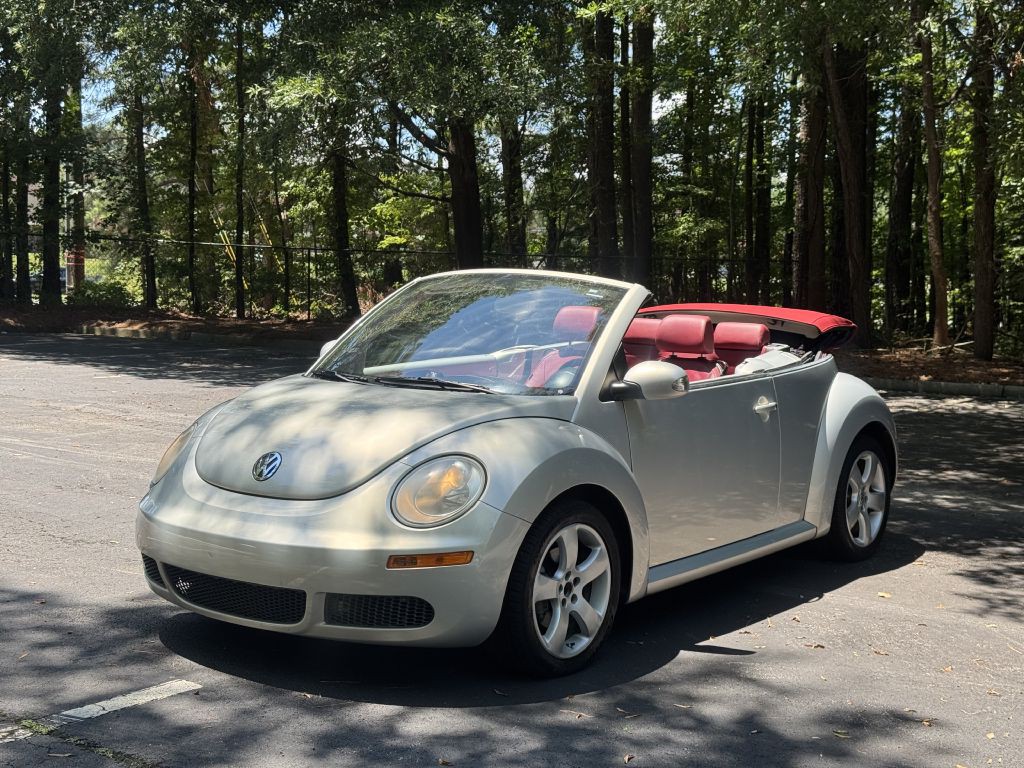 2009 Volkswagen Beetle Image 8
