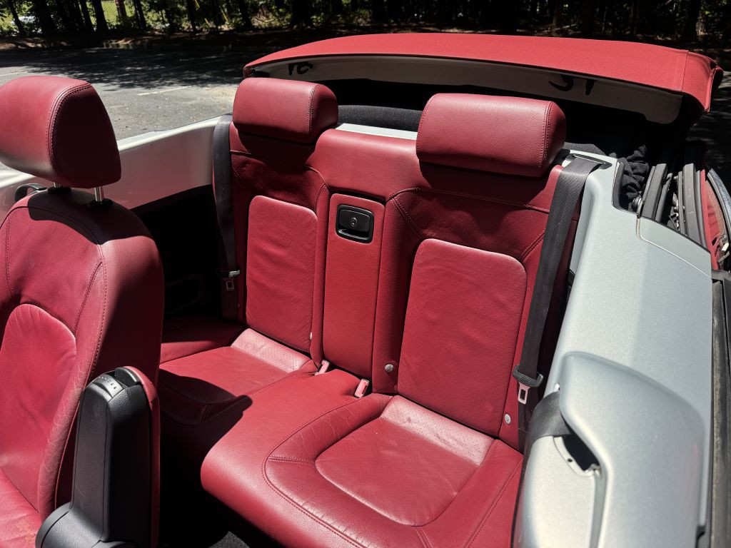 2009 Volkswagen Beetle Image 11