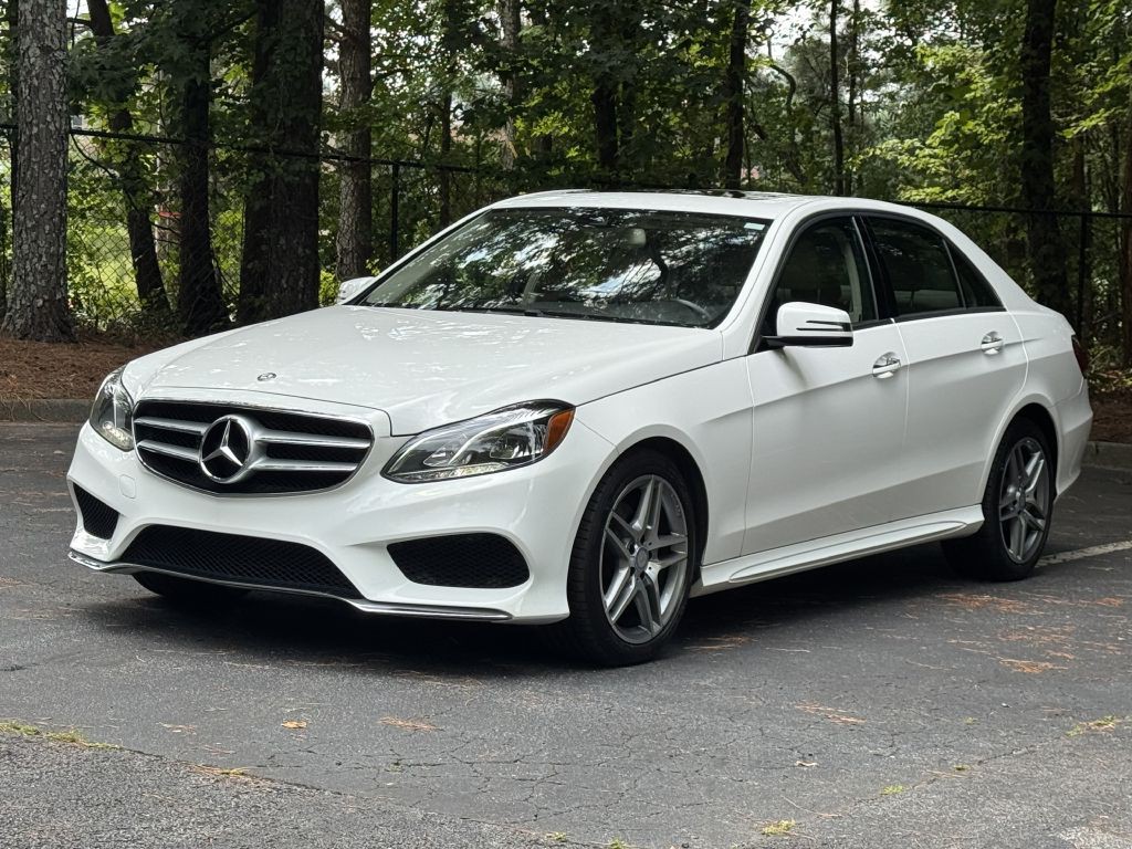 2016 Mercedes-Benz E-Class Image 1