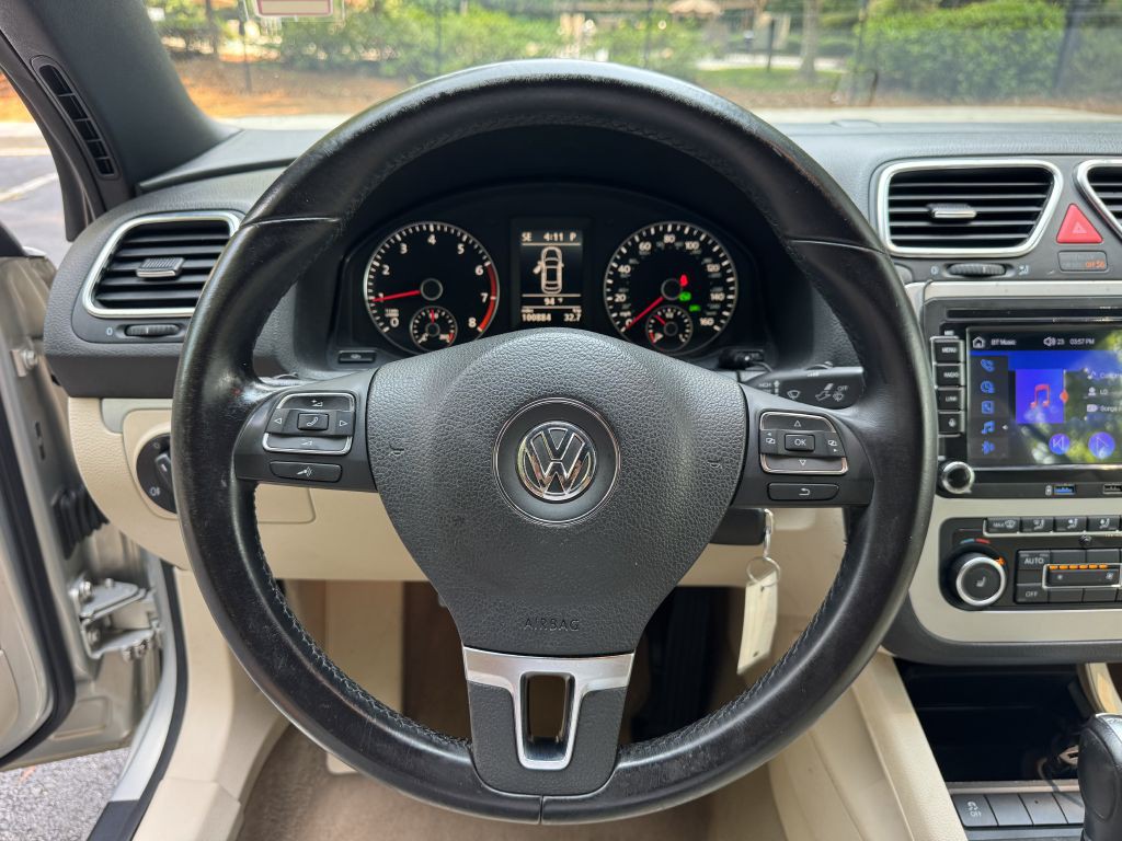 2012 Volkswagen Eos Image 14