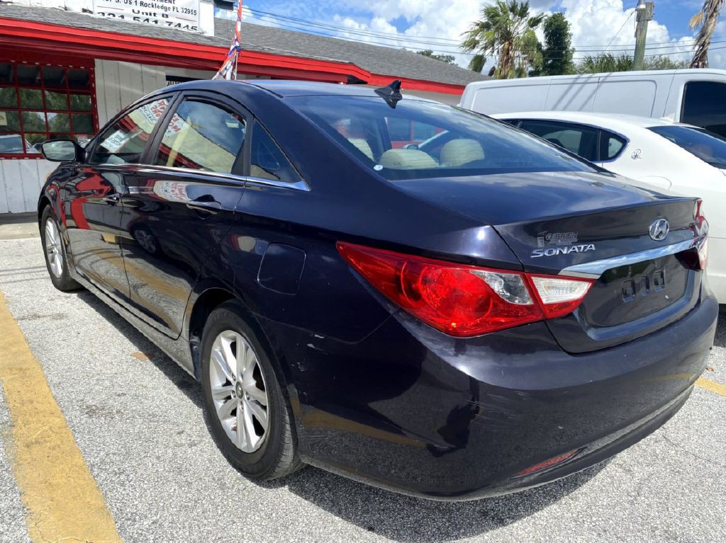 2011 Hyundai Sonata Image 9